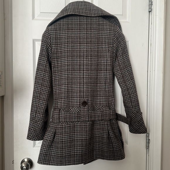 Seduction Houndstooth Wool Jacket - Picture 2 of 8